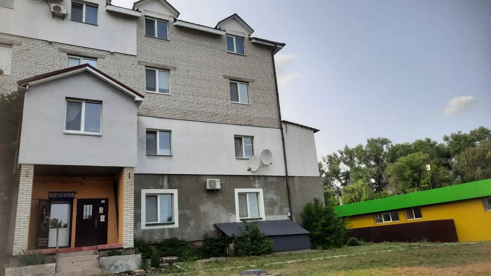 Фото Продаю 2-комнатную квартиру, 63 кв. м, Рожівка, цена: 48000 USD, код 8911
