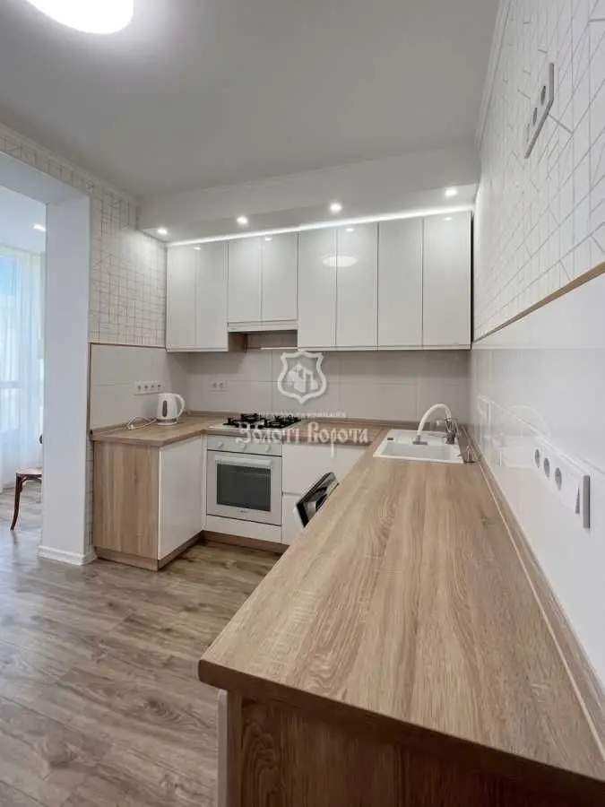 Фото Selling a 1-room apartment, 40.3 sq.m., Kriukivshchyna, price: 62000 USD, code 8915