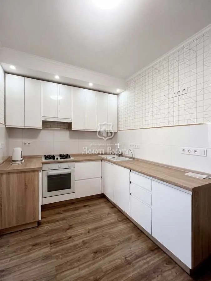 Фото Selling a 1-room apartment, 40.3 sq.m., Kriukivshchyna, price: 62000 USD, code 8915