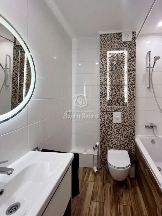 Фото Selling a 1-room apartment, 40.3 sq.m., Kriukivshchyna, price: 62000 USD, code 8915