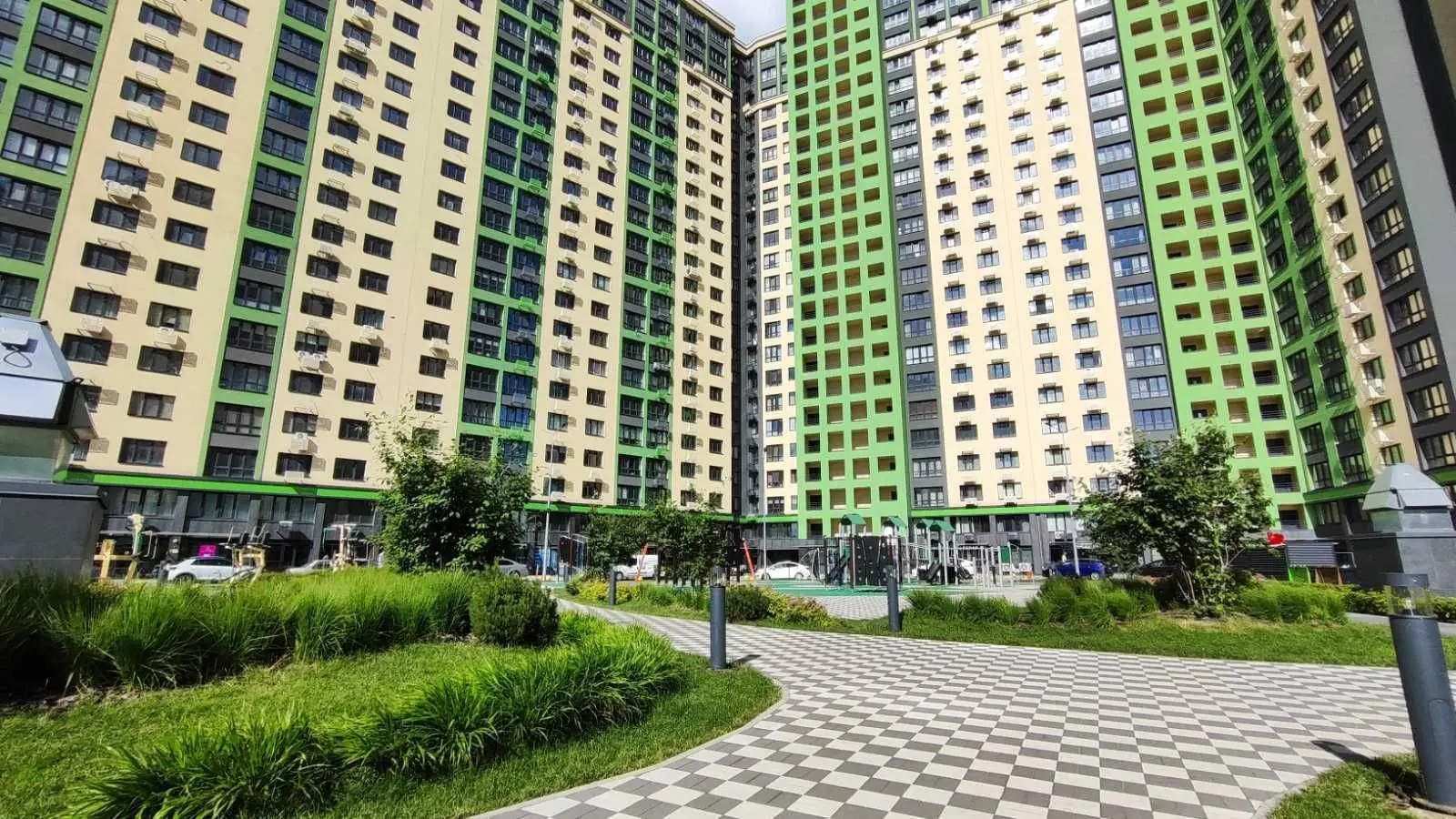 Фото Продаю 1 кімнатну квартиру, 47 кв. м, Михайла Максимовича вул. (Онуфрія Трутенка)  Київ, ціна: 128000 USD, код 8917