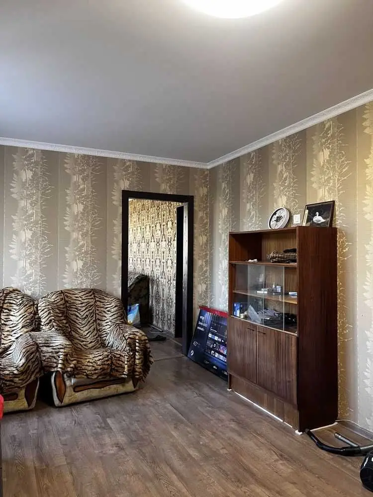 Фото Продаю 3 кімнатну квартиру, 68 кв. м, Романа Шухевича просп. (Генерала Ватутіна) 26в Київ, ціна: 65000 USD, код 8929