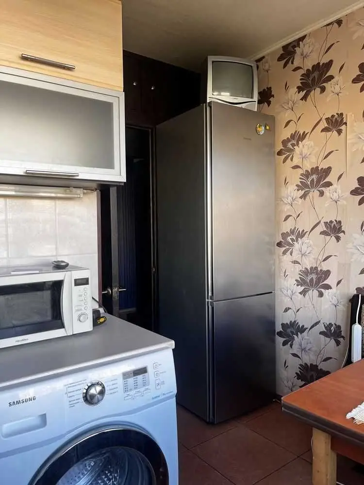 Фото Продаю 3 кімнатну квартиру, 68 кв. м, Романа Шухевича просп. (Генерала Ватутіна) 26в Київ, ціна: 65000 USD, код 8929
