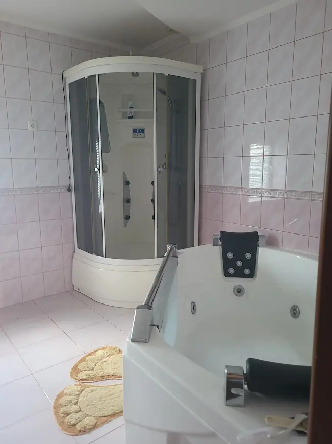 Фото Продаю будинок, 268 кв. м, Зелена вул.  Рожни, ціна: 239999 $, код 7171