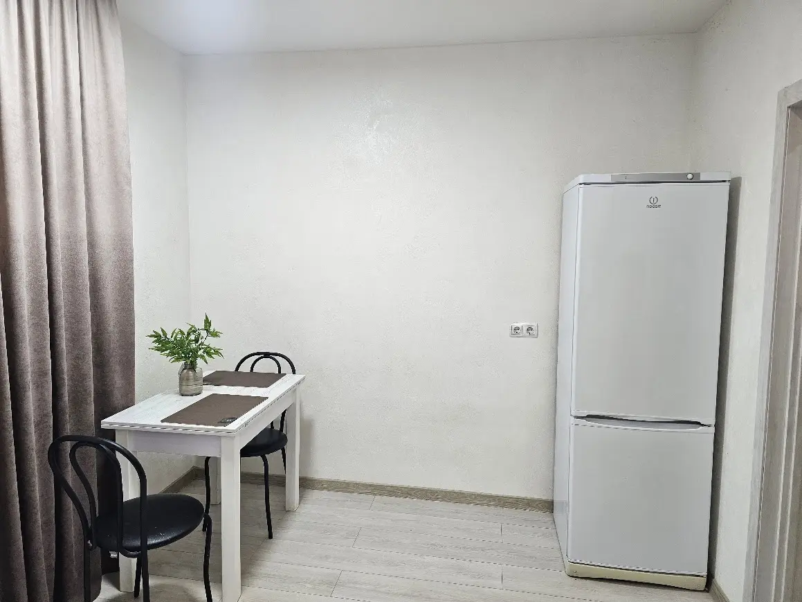 Фото Selling a 1-room apartment, 44 sq.m., Vasylia Symonenka Street 30 Brovary, price: 85000 $, code 8932