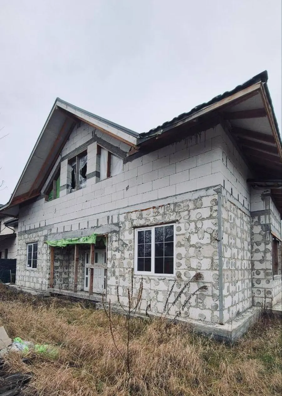 Фото Продаю будинок, 360 кв. м, Центральна вул.  Київ, ціна: 120000 $, код 8933