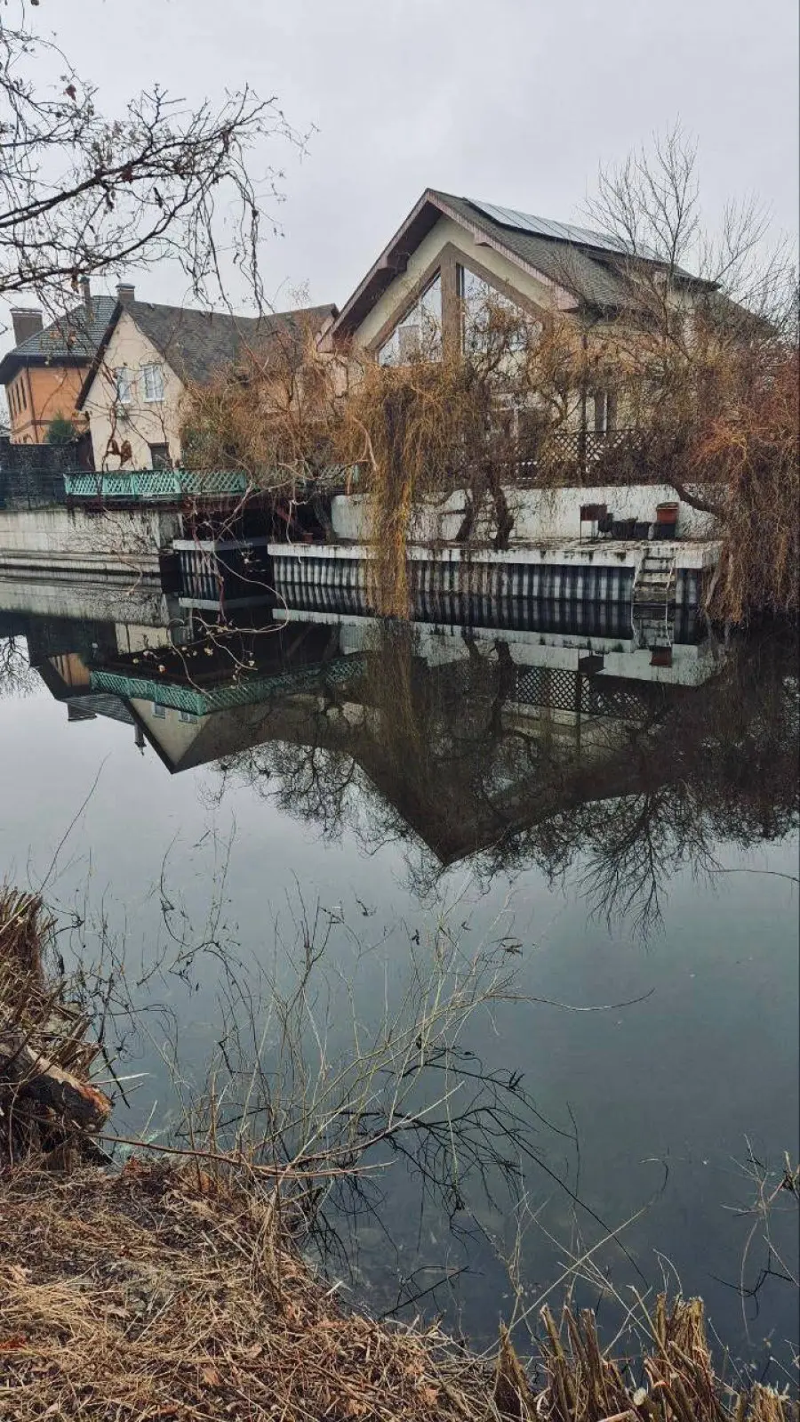 Фото Продаю будинок, 360 кв. м, Центральна вул.  Київ, ціна: 120000 $, код 8933