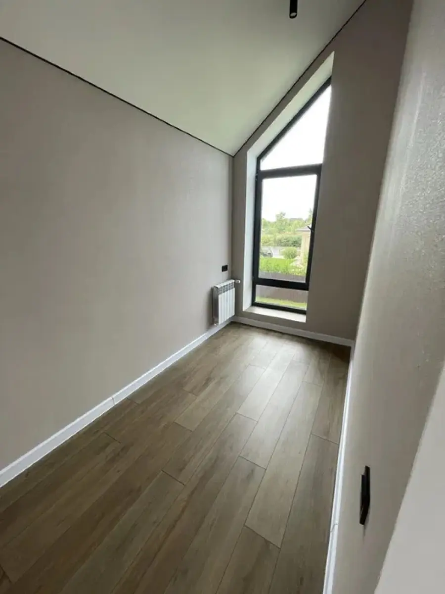 Фото Продаю будинок, 141 кв. м, Центральна вул.  Київ, ціна: 245000 $, код 8934