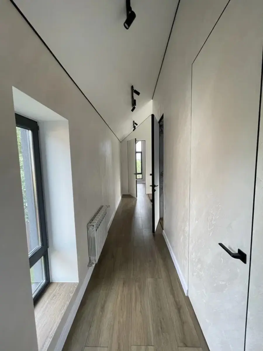 Фото Продаю будинок, 141 кв. м, Центральна вул.  Київ, ціна: 245000 $, код 8934