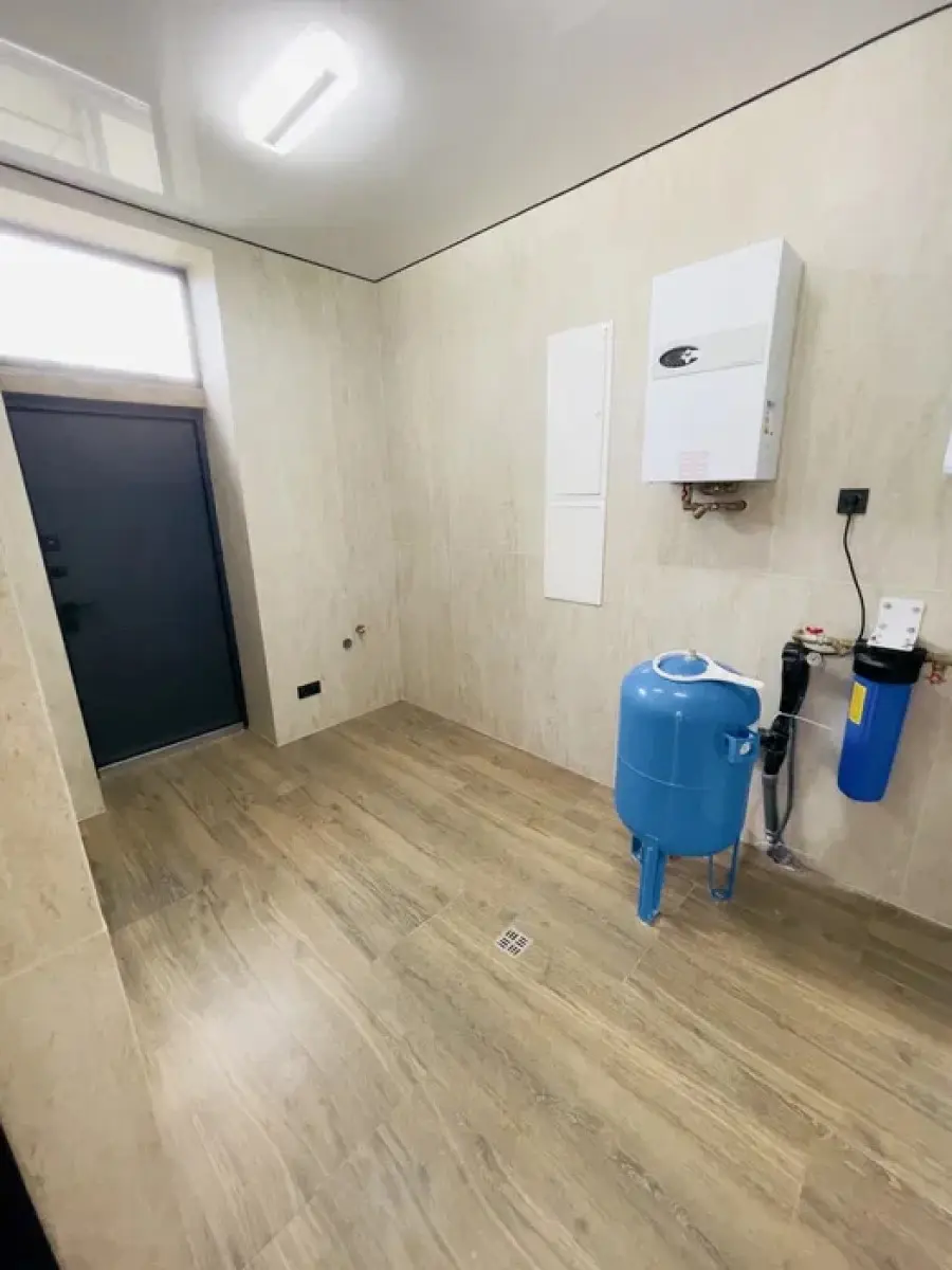 Фото Продаю будинок, 141 кв. м, Центральна вул.  Київ, ціна: 245000 $, код 8934