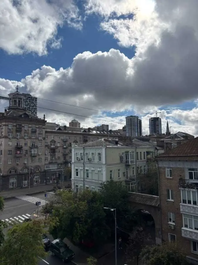 Фото Продаю 2 кімнатну квартиру, 52 кв. м, Велика Васильківська вул. 84/20 Київ, ціна: 149000 USD, код 8938