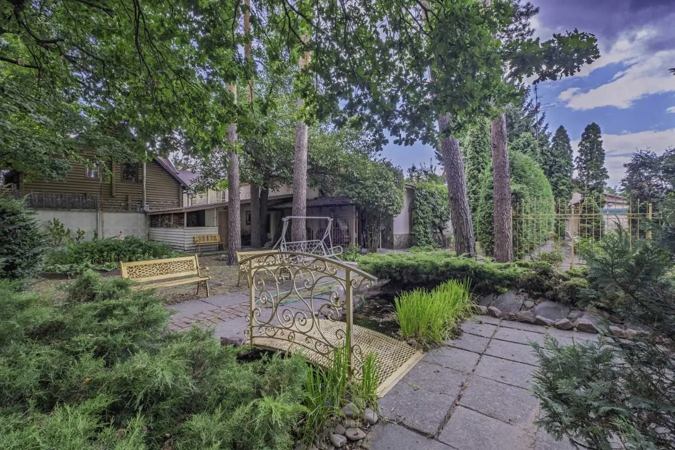 Фото Selling a house, 423 sq.m., Ivana Karpenka-Karoho Street (Nekrasova Street)  Bucha, price: 1100000 USD, code 8949