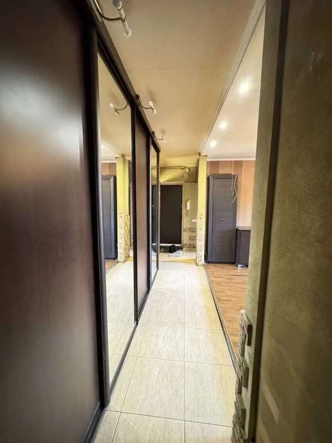 Фото Продаю 3-комнатную квартиру, 72 кв. м, Лермонтова ул. 24 Киев, цена: 112000 USD, код 8955