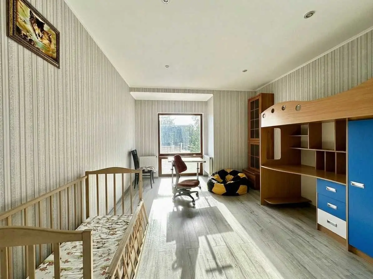 Фото Продаю будинок, 147 кв. м, Центральна Садова вул.  Київ, ціна: 185000 USD, код 8965