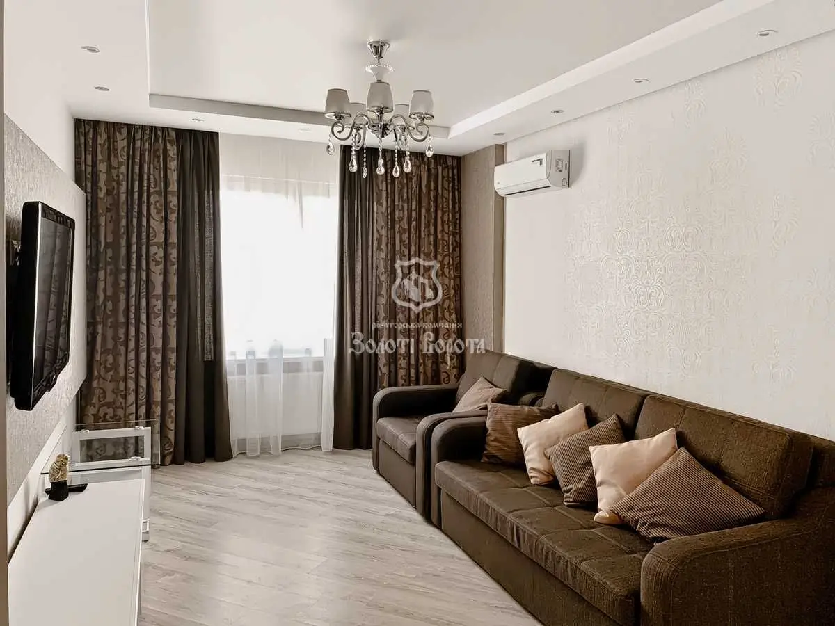 Фото Selling a 1-room apartment, 43.2 sq.m., Yelyzavety Chavdar Street 28 Kyiv, price: 59900 USD, code 8966