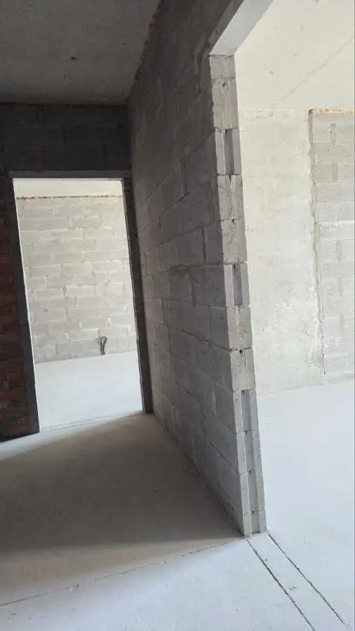 Фото Продаю 2 кімнатну квартиру, 69 кв. м, Олександра Олеся вул.  Київ, ціна: 99000 USD, код 8977