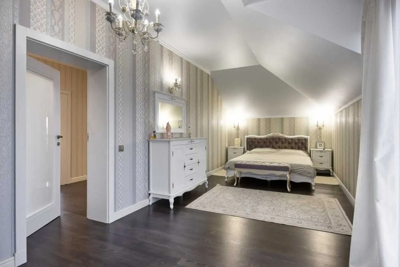 Фото Продаю 5 кімнатну квартиру, 298 кв. м, Сокільники, ціна: 395000 USD, код 8979