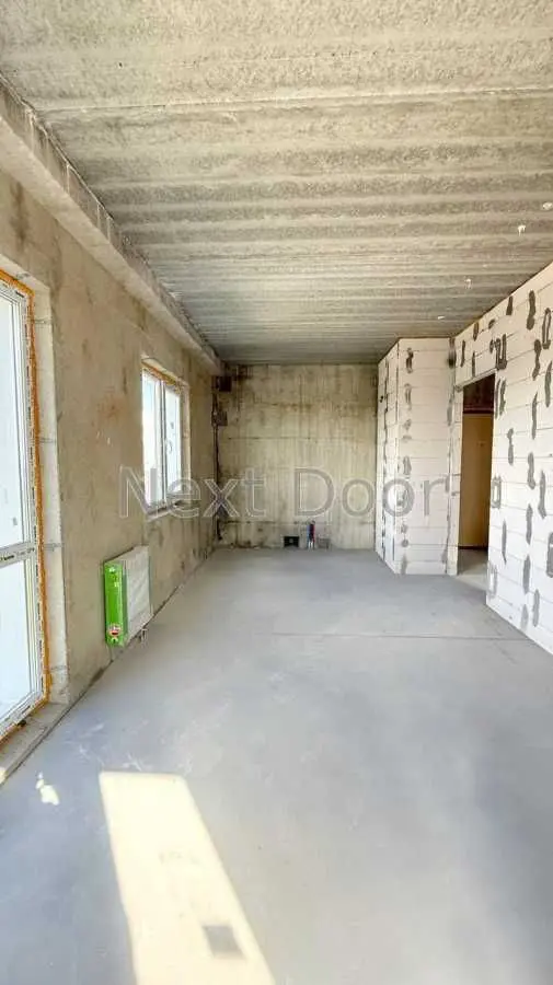Фото Selling a 1-room apartment, 41.1 sq.m., Mykhaila Maksymovycha Street (Onufriia Trutenka Street) 24 Kyiv, price: 61000 USD, code 8981