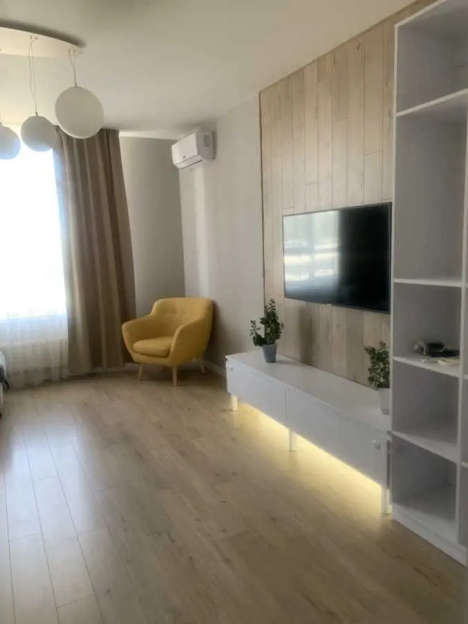Фото Selling a 3-room apartment, 90 sq.m., Tyraspolska Street 58 Kyiv, price: 182000 USD, code 8982