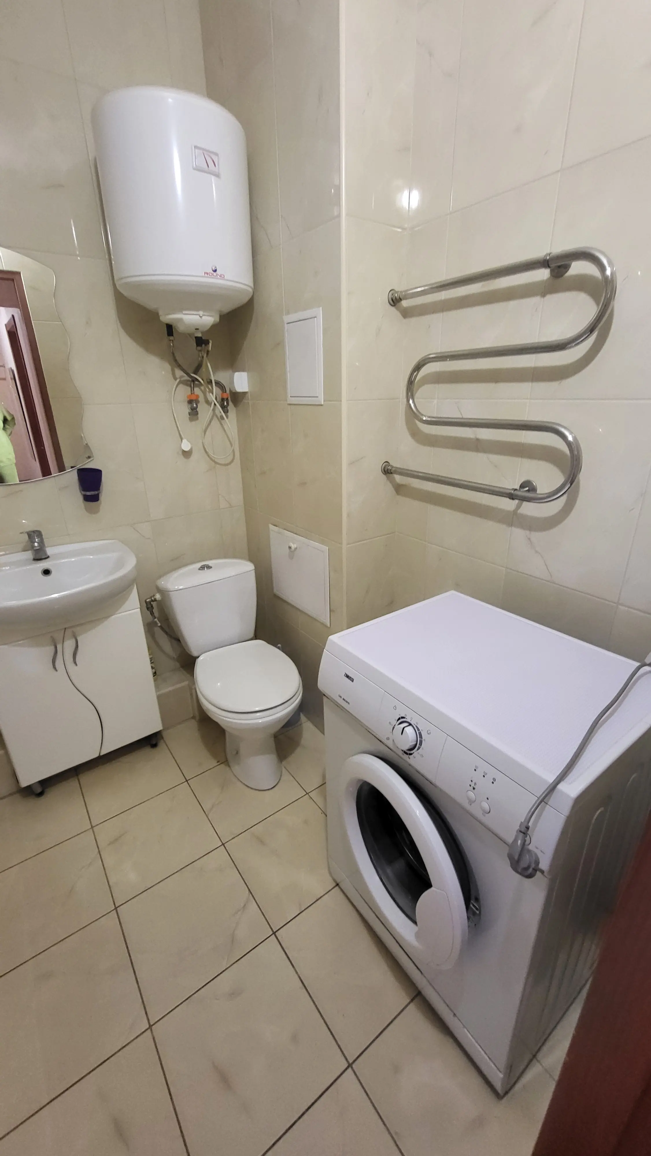 Фото Зняти 1 кімнатну квартиру, Олени Пчілки вул. 4 Київ в довгострокову оренду, ціна: 11000 UAH, код 8983