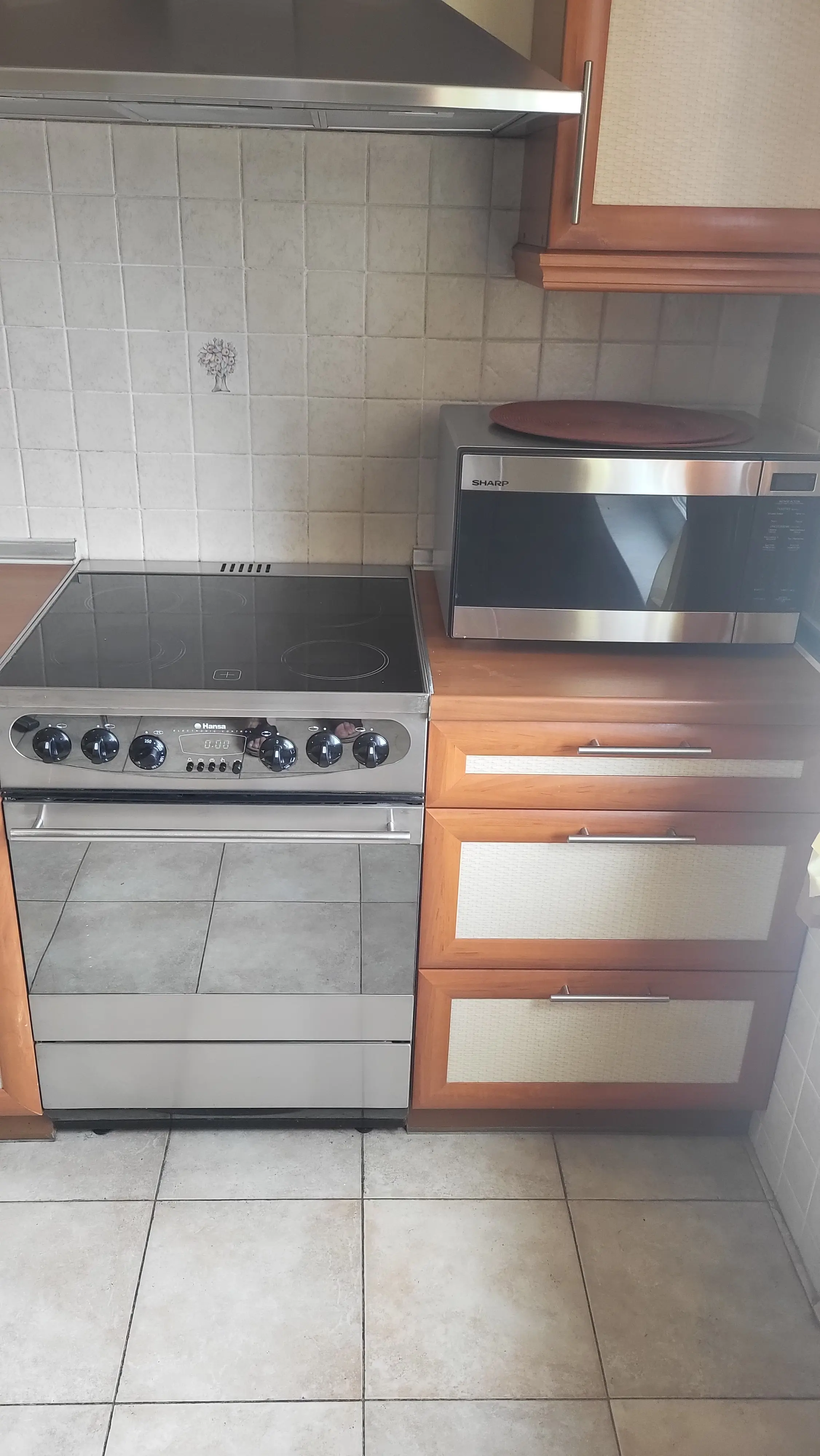 Фото Зняти 3 кімнатну квартиру, Миколи Бажана просп. 36 Київ в довгострокову оренду, ціна: 18500 UAH, код 8984