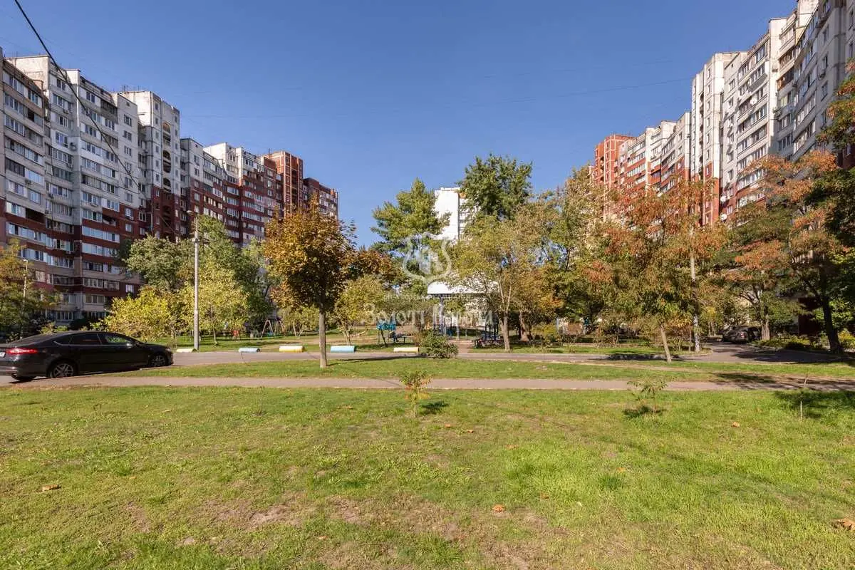 Фото Продаю 2-комнатную квартиру, 59.5 кв. м, Миколи Закревського ул. (Милославская) 7 Киев, цена: 60000 USD, код 8987