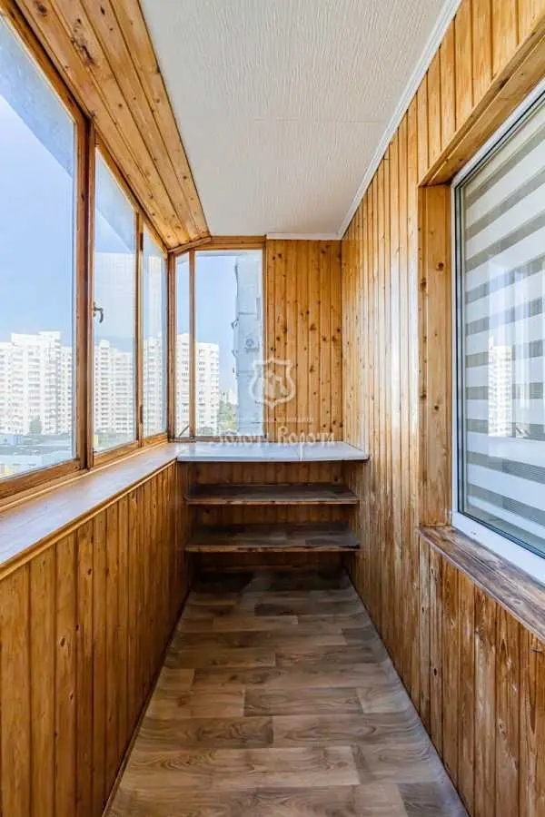 Фото Продаю 3 кімнатну квартиру, 70 кв. м, Миколи Бажана просп.  Київ, ціна: 95000 USD, код 8998
