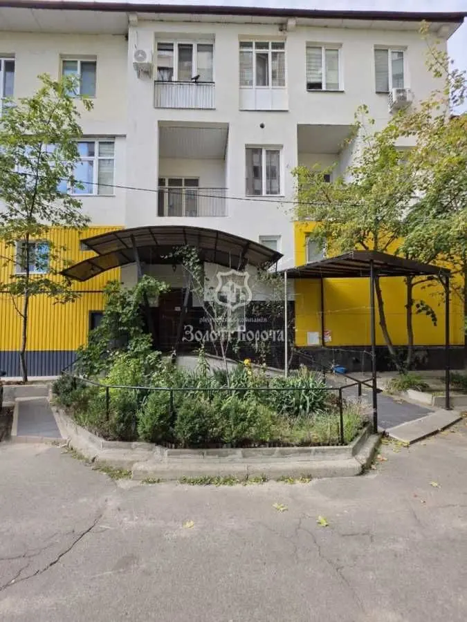 Фото Продаю 1 кімнатну квартиру, 33.4 кв. м, Милославська вул.  Київ, ціна: 40000 USD, код 9000