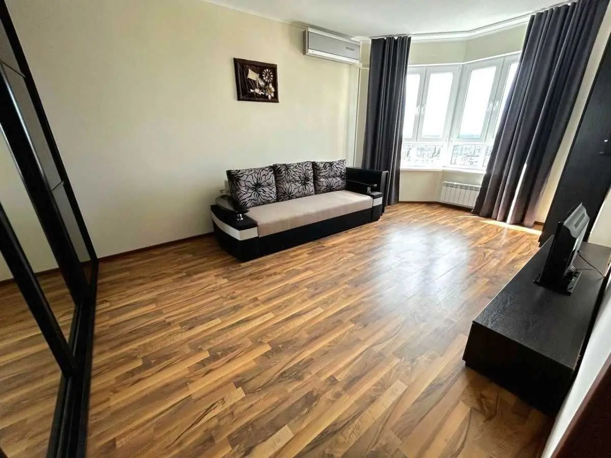 Фото Rent a 2-room apartment, Akademika Palladina Avenue 22 Kyiv for long-term rent, price: 20000 UAH, code 9001
