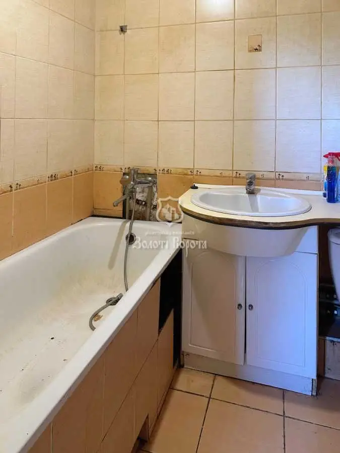 Фото Selling a 1-room apartment, 38.1 sq.m., Akademika Tupolieva Street 7а Kyiv, price: 41000 USD, code 9006