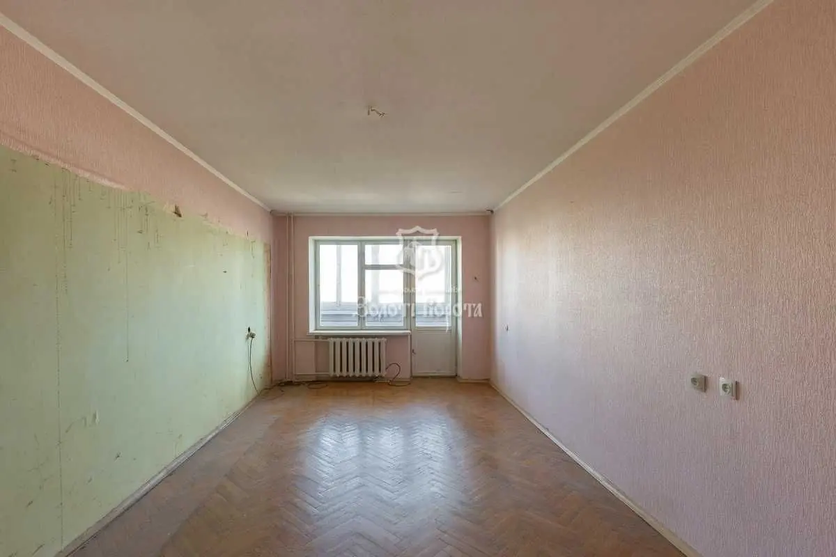 Фото Selling a 4-room apartment, 95 sq.m., Florentsii Street 5 Kyiv, price: 95000 USD, code 9007