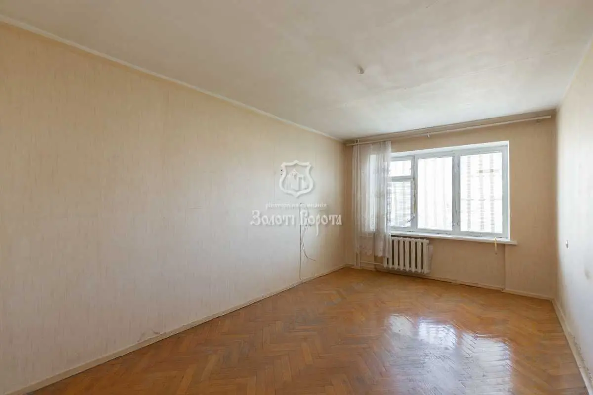Фото Selling a 4-room apartment, 95 sq.m., Florentsii Street 5 Kyiv, price: 95000 USD, code 9007