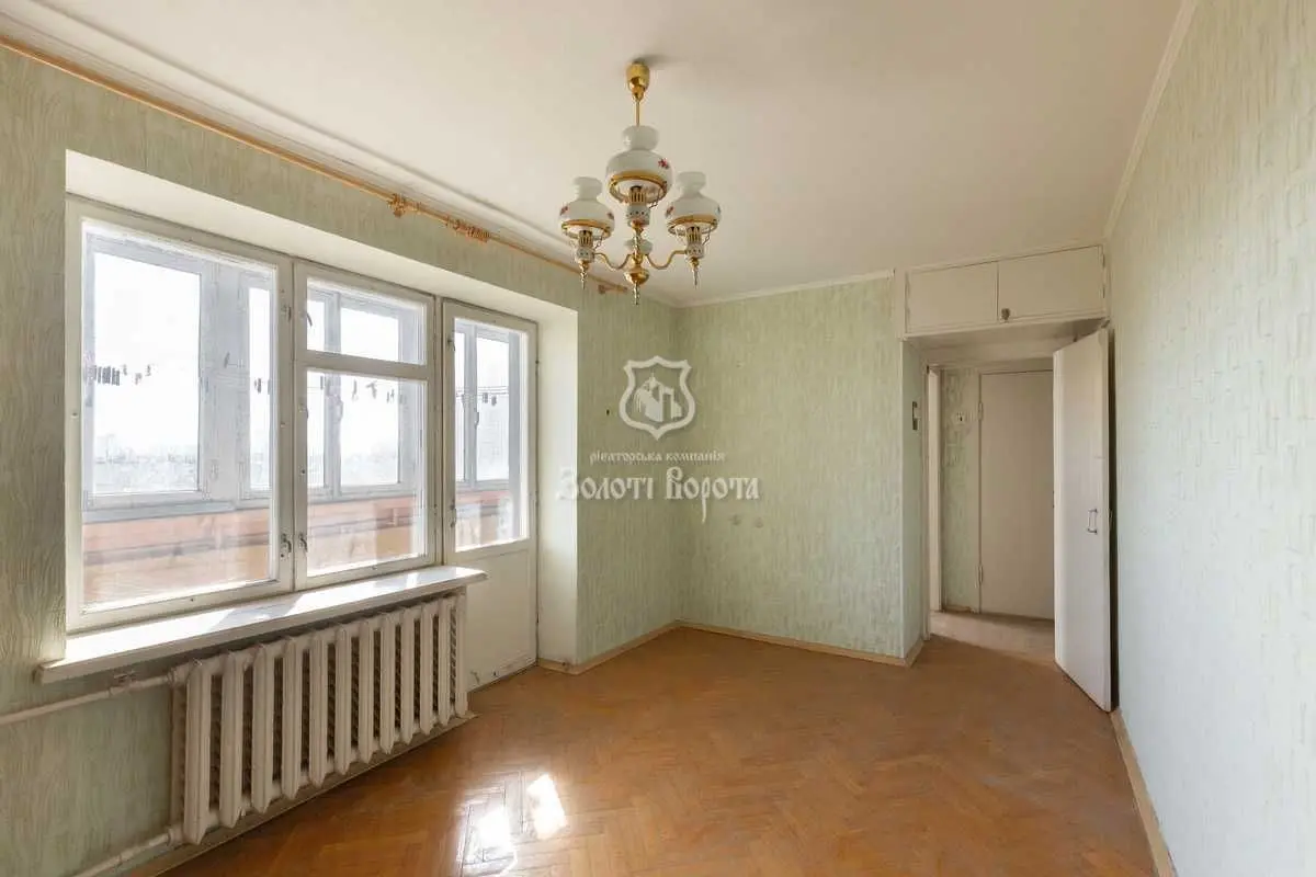 Фото Selling a 4-room apartment, 95 sq.m., Florentsii Street 5 Kyiv, price: 95000 USD, code 9007
