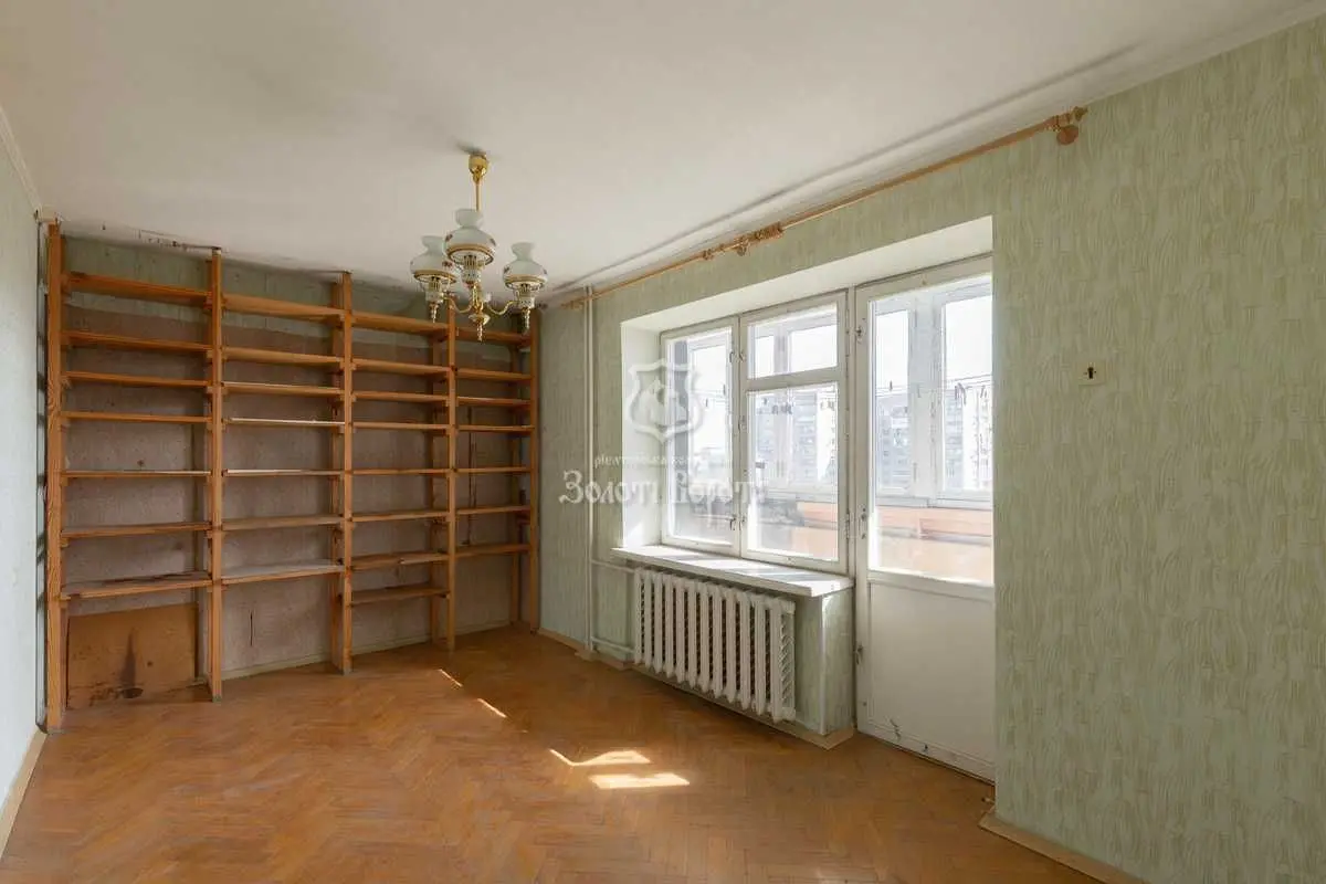 Фото Selling a 4-room apartment, 95 sq.m., Florentsii Street 5 Kyiv, price: 95000 USD, code 9007