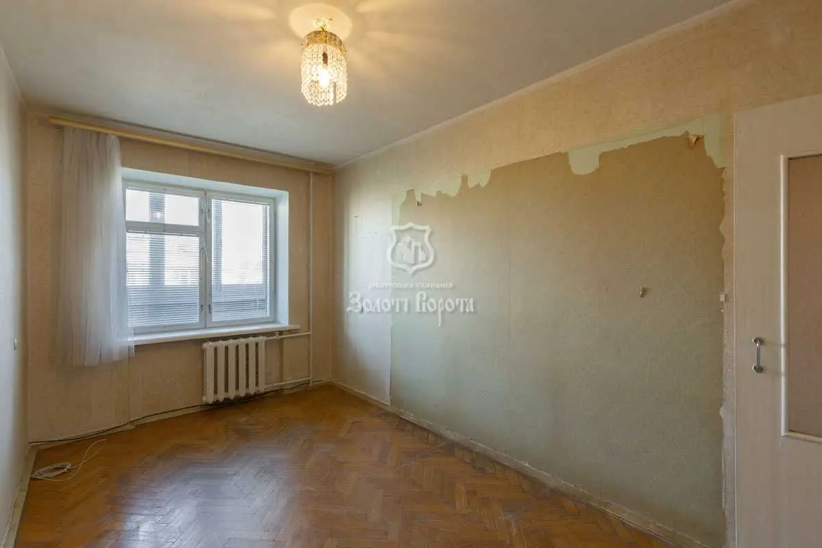 Фото Selling a 4-room apartment, 95 sq.m., Florentsii Street 5 Kyiv, price: 95000 USD, code 9007