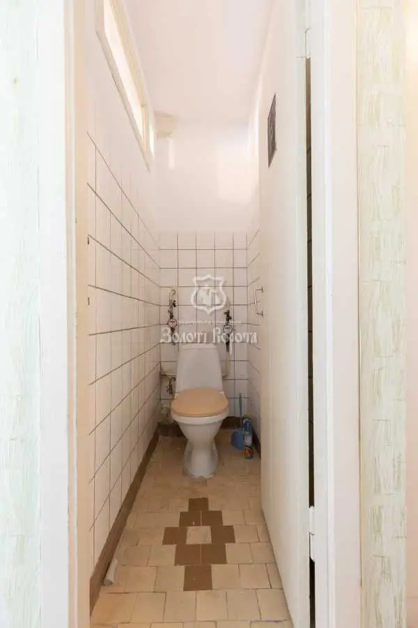 Фото Selling a 4-room apartment, 95 sq.m., Florentsii Street 5 Kyiv, price: 95000 USD, code 9007
