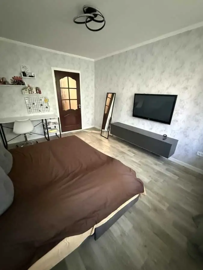 Фото Selling a 2-room apartment, 44.3 sq.m., Narbut Street 158 Cherkasy, price: 55000 USD, code 9012