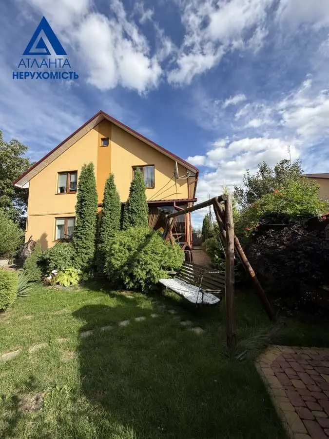 Фото Продаю будинок, 197 кв. м, Миру вул.  Полонка, ціна: 250000 USD, код 9016