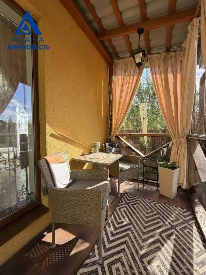 Фото Продаю будинок, 197 кв. м, Миру вул.  Полонка, ціна: 250000 USD, код 9016