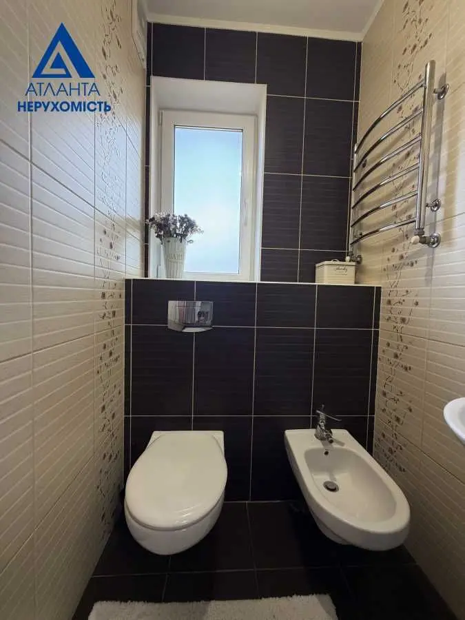 Фото Продаю будинок, 197 кв. м, Миру вул.  Полонка, ціна: 250000 USD, код 9016
