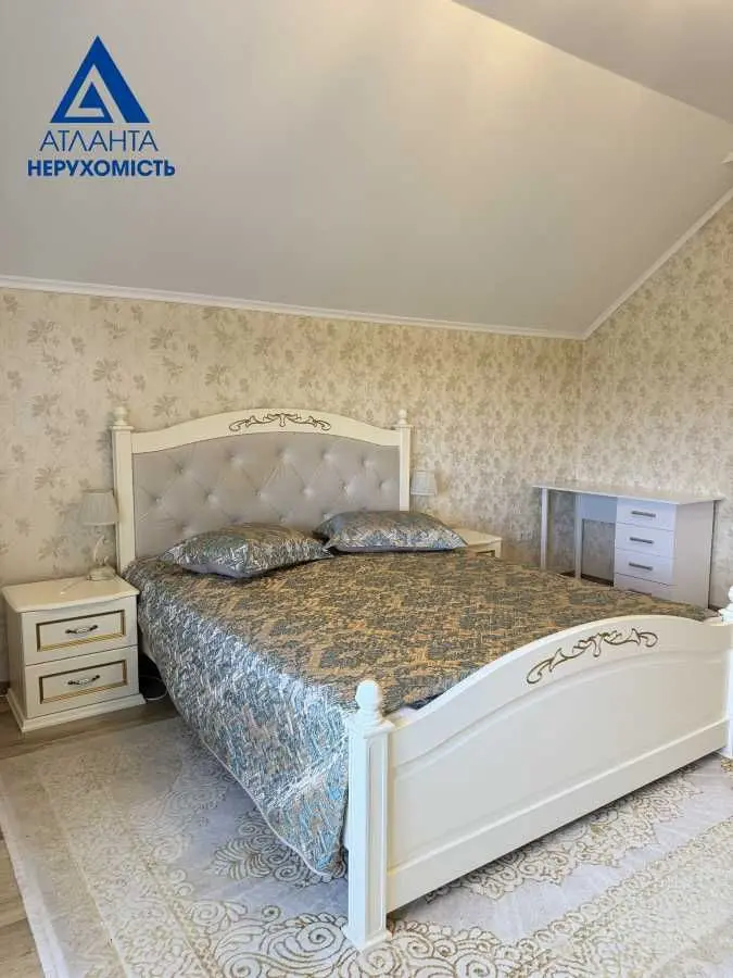 Фото Продаю будинок, 197 кв. м, Миру вул.  Полонка, ціна: 250000 USD, код 9016