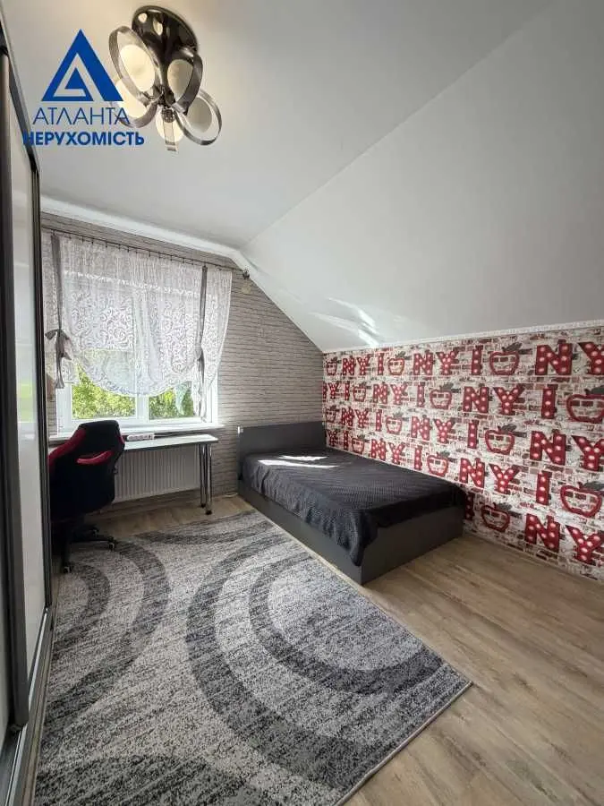 Фото Продаю будинок, 197 кв. м, Миру вул.  Полонка, ціна: 250000 USD, код 9016