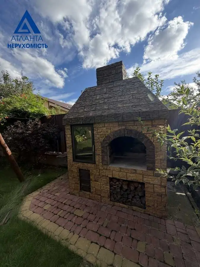 Фото Продаю будинок, 197 кв. м, Миру вул.  Полонка, ціна: 250000 USD, код 9016