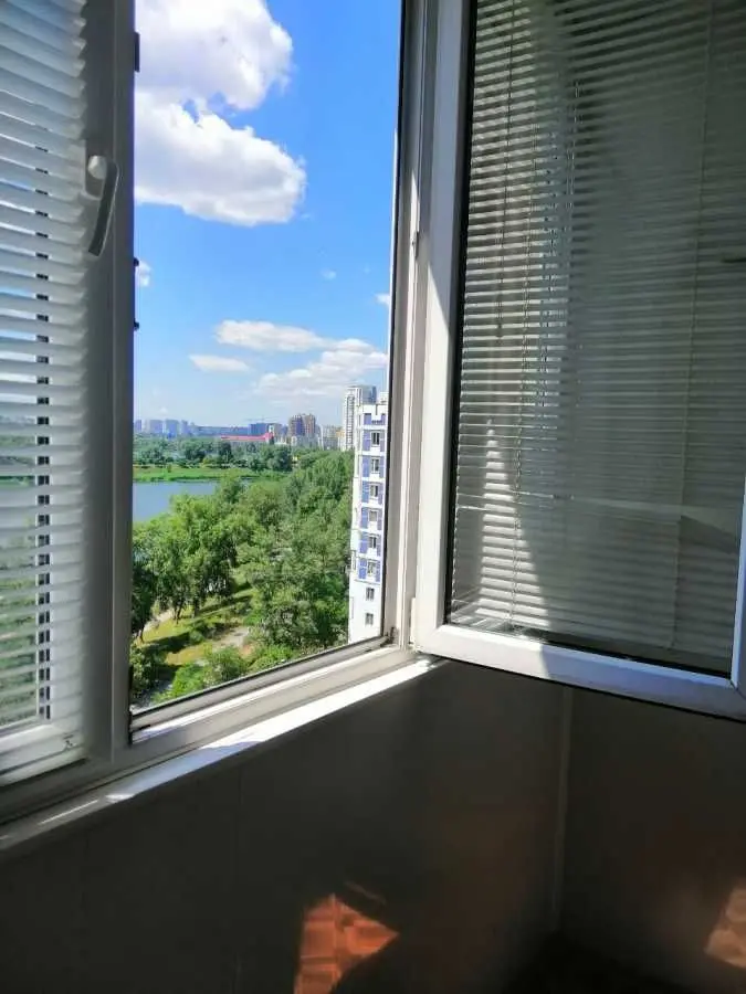 Фото Продаю 2 кімнатну квартиру, 60.9 кв. м, Йорданська вул. (Лайоша Гавро) 5а Київ, ціна: 68500 EUR, код 9017