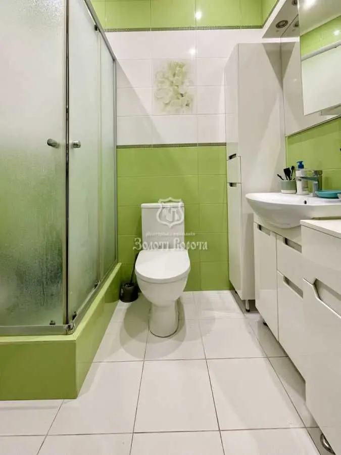 Фото Продаю 1-комнатную квартиру, 32 кв. м, Молодёжная ул. 30а Вишнёвое, цена: 60000 USD, код 9023