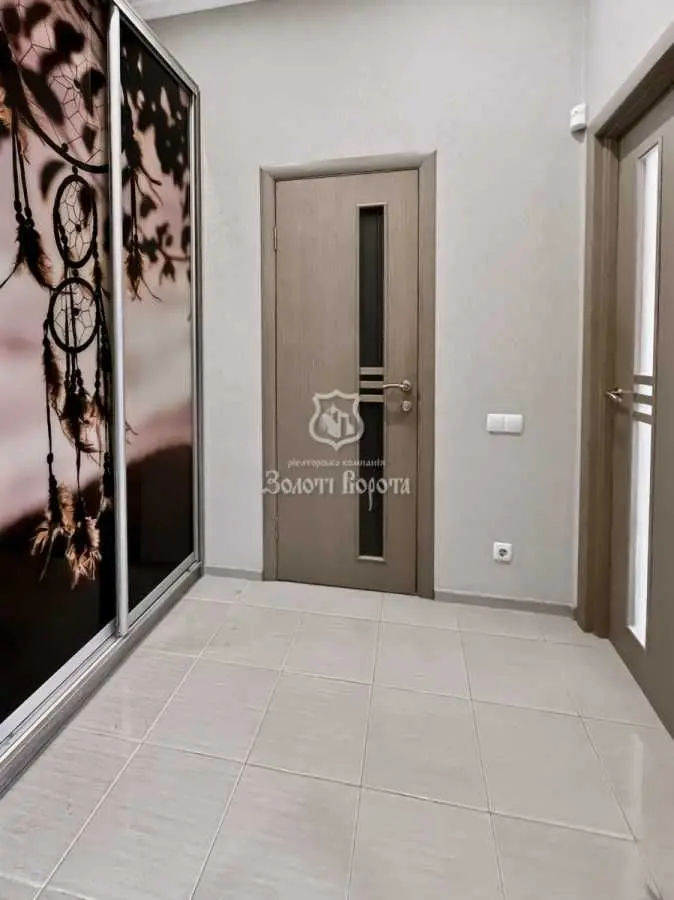 Фото Продаю 1-комнатную квартиру, 32 кв. м, Молодёжная ул. 30а Вишнёвое, цена: 60000 USD, код 9023