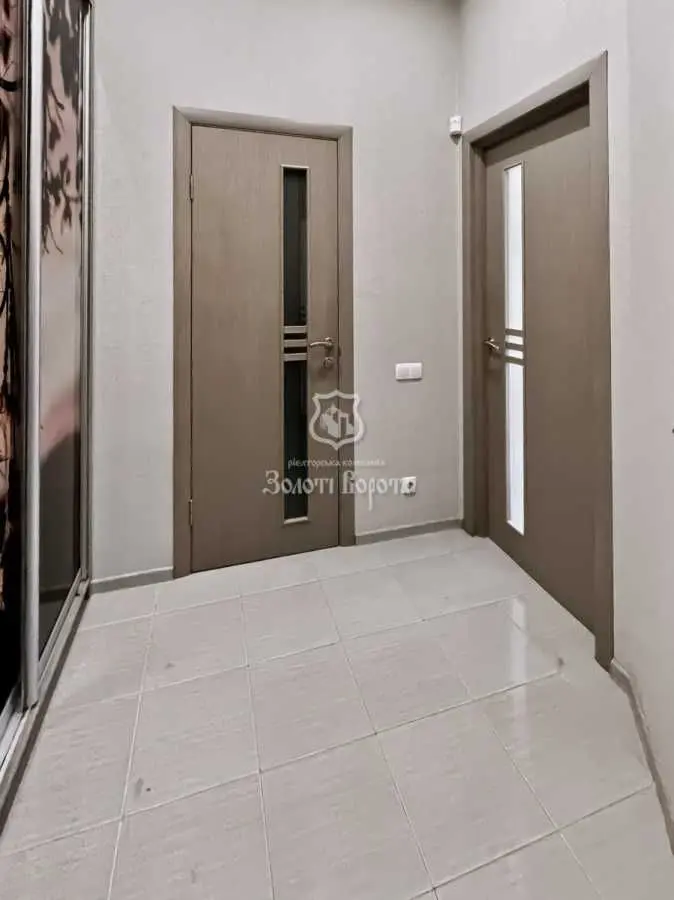Фото Продаю 1-комнатную квартиру, 32 кв. м, Молодёжная ул. 30а Вишнёвое, цена: 60000 USD, код 9023