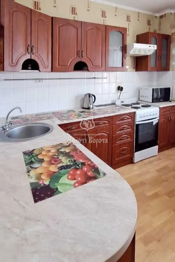 Фото Продаю 1-комнатную квартиру, 42.2 кв. м, Милославская ул. 31б Киев, цена: 54000 USD, код 9024