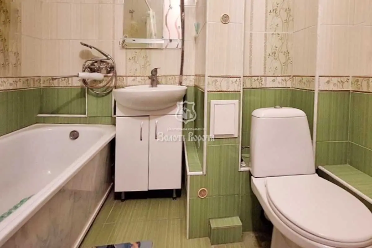 Фото Продаю 1-комнатную квартиру, 42.2 кв. м, Милославская ул. 31б Киев, цена: 54000 USD, код 9024