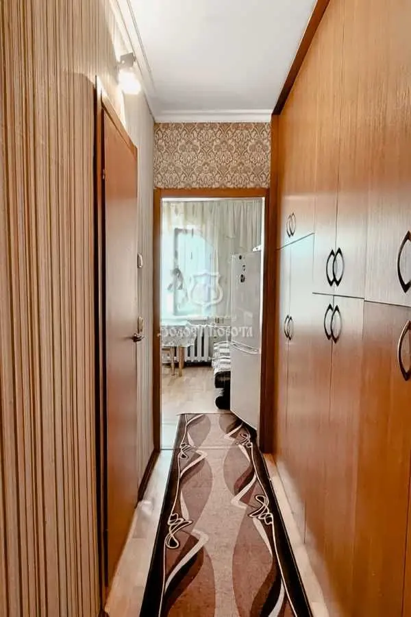Фото Продаю 1-комнатную квартиру, 42.2 кв. м, Милославская ул. 31б Киев, цена: 54000 USD, код 9024